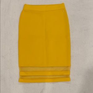 yellow skirt